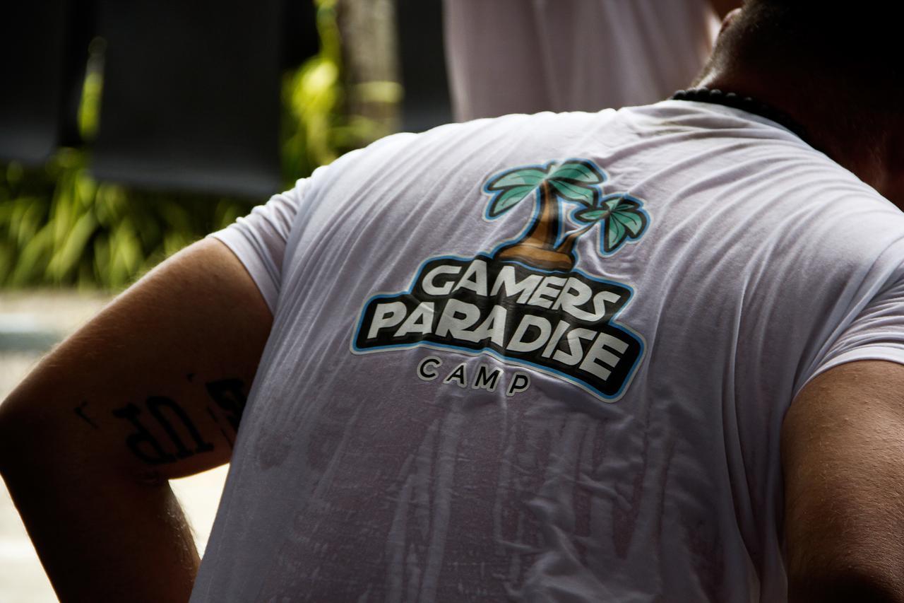 Gamers Paradise Hotel Chalong Esterno foto
